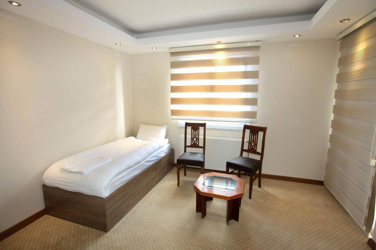 Ny World Hotel Истанбул Екстериор снимка