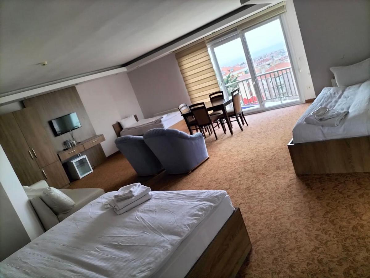 Ny World Hotel Истанбул Екстериор снимка