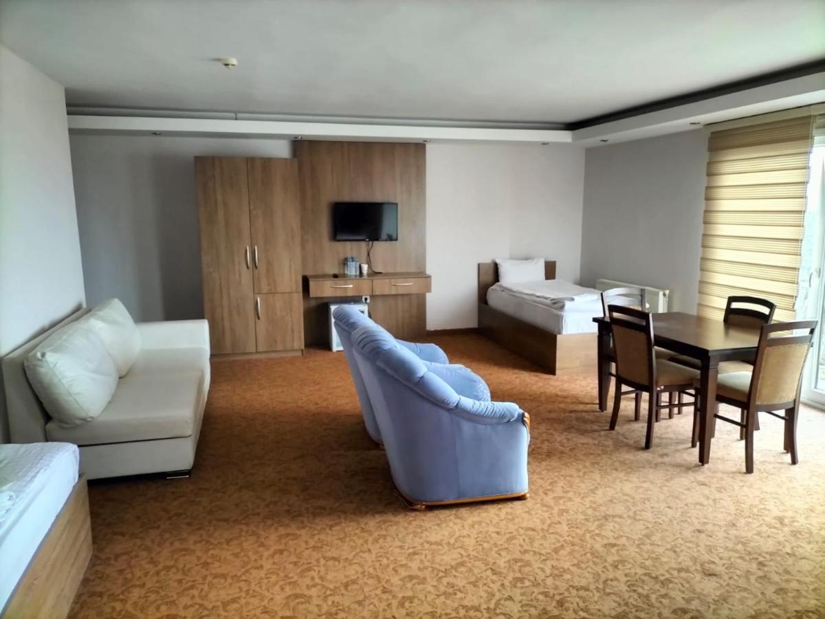 Ny World Hotel Истанбул Екстериор снимка