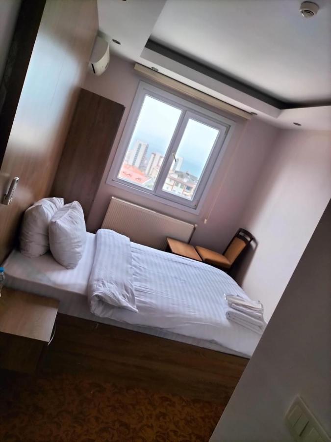 Ny World Hotel Истанбул Екстериор снимка