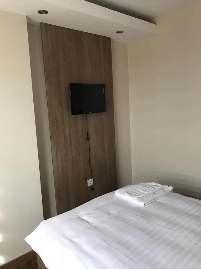 Ny World Hotel Истанбул Екстериор снимка