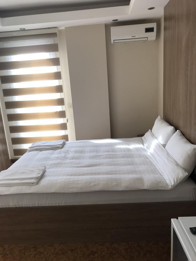 Ny World Hotel Истанбул Екстериор снимка