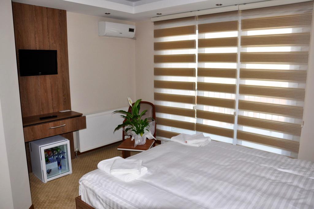 Ny World Hotel Истанбул Екстериор снимка