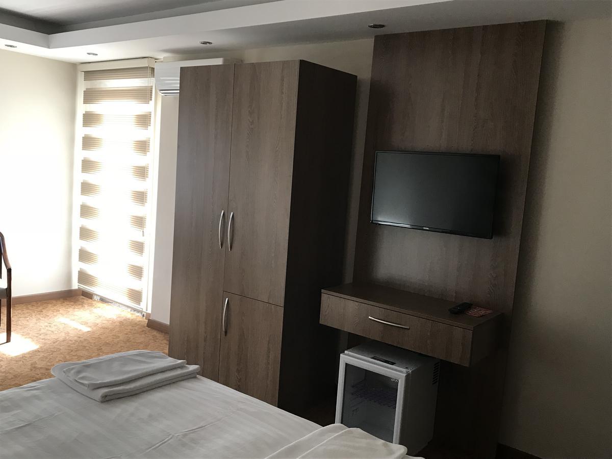 Ny World Hotel Истанбул Екстериор снимка