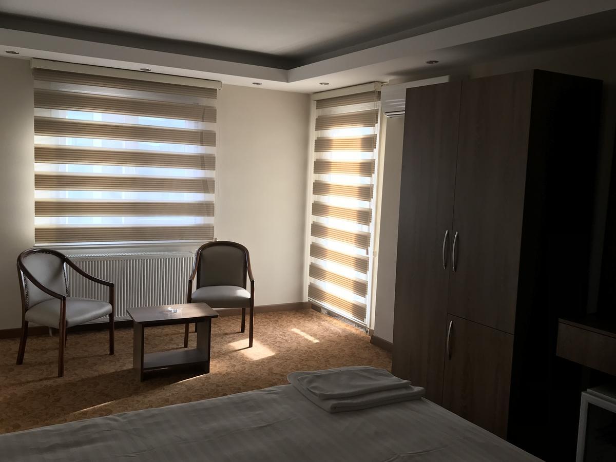 Ny World Hotel Истанбул Екстериор снимка