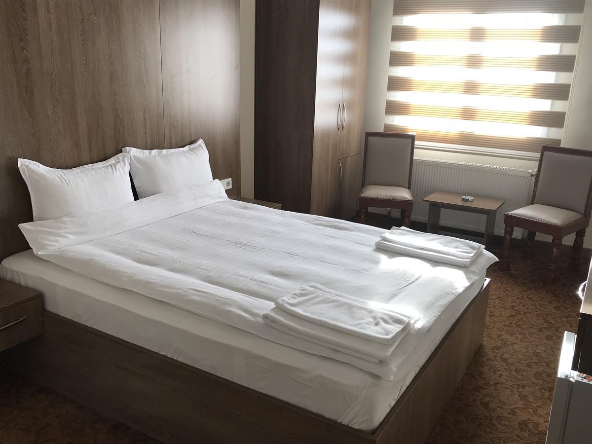 Ny World Hotel Истанбул Екстериор снимка