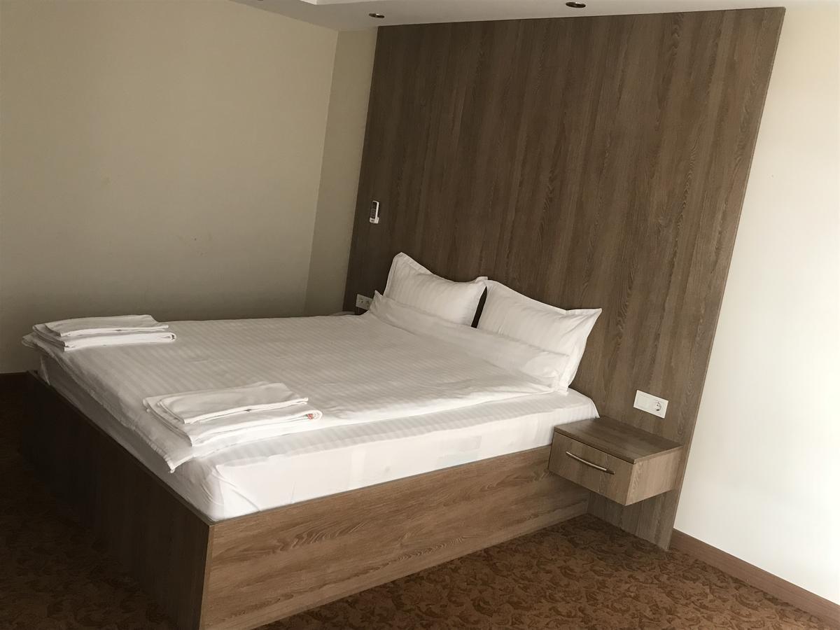 Ny World Hotel Истанбул Екстериор снимка